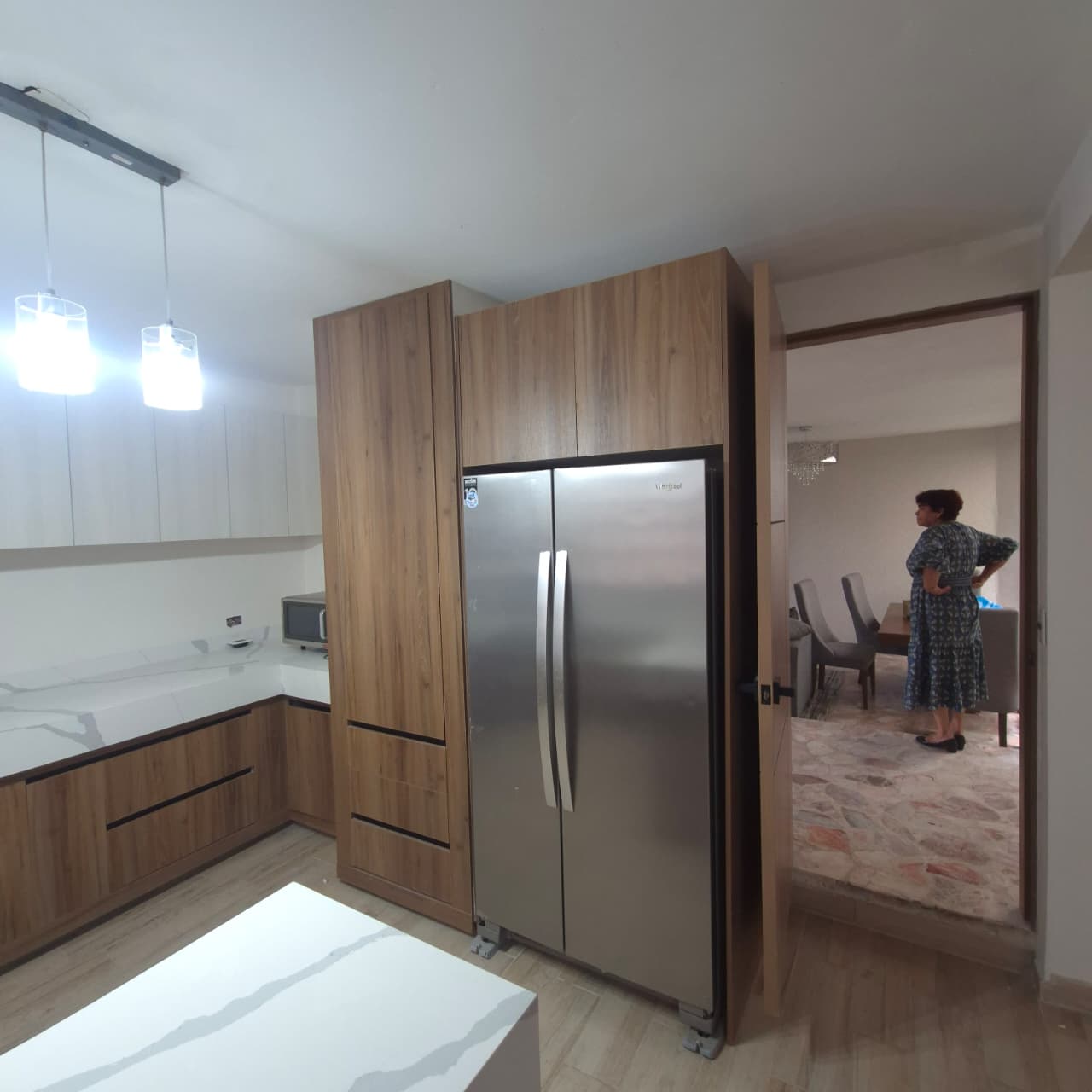 Cocina Lambrin con cubierta — MHG Arquitectos