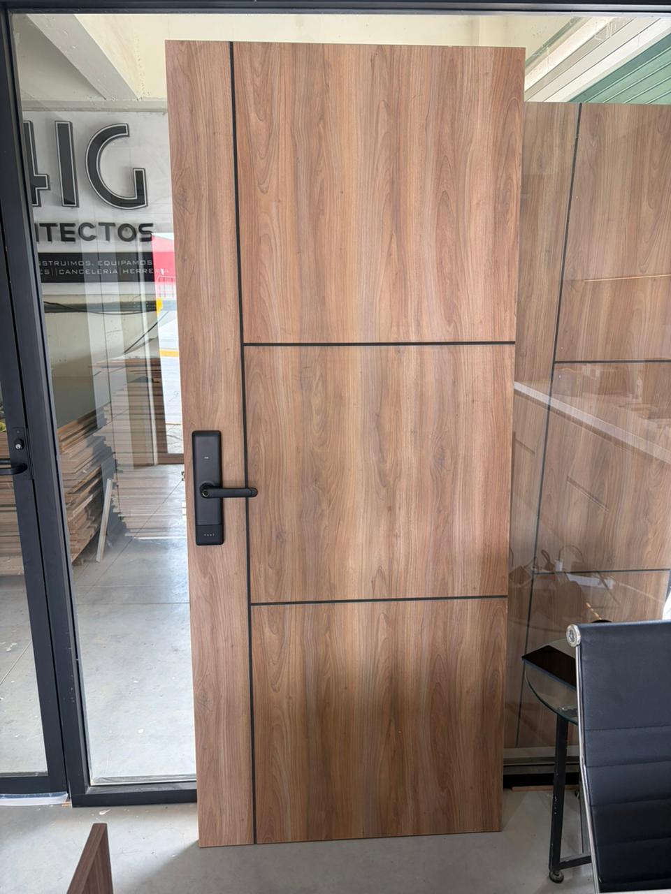 Puerta de madera a medida